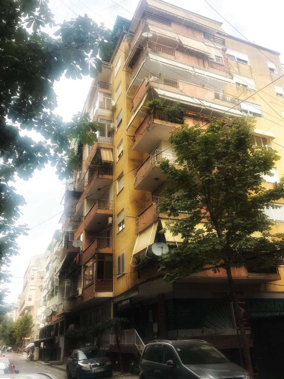 Top Class Apartment Tirana Exteriör bild